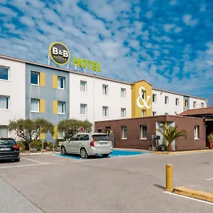 B&B Hôtel Brignoles Hotel