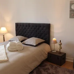 aparthotel-les-floralies.hotels-rhonealpes.com/